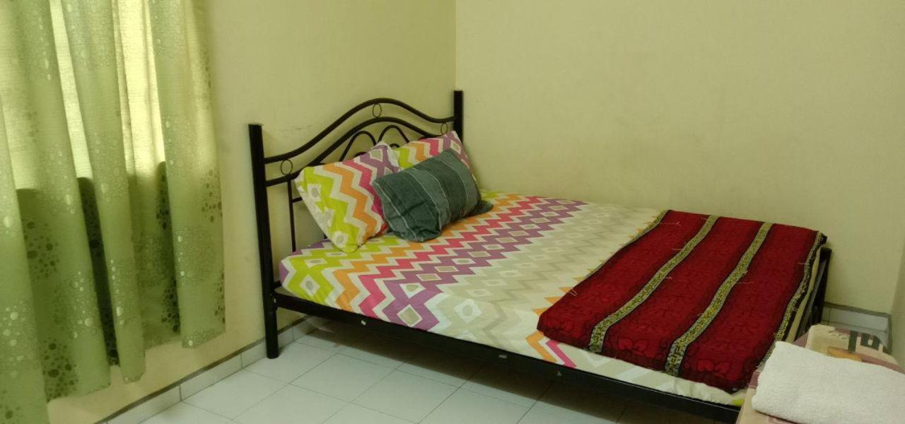 Bajet Homestay - Low Cost Houses Kuantan Exteriér fotografie